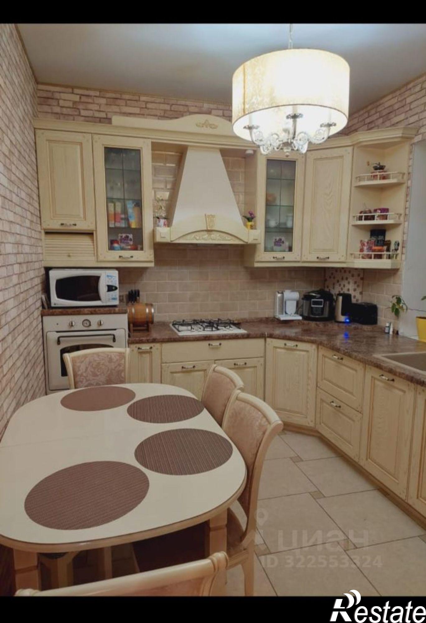 Сдать дачу, дом, коттедж за 75 000 рублей на 1-й Берёзовый переулок, 13