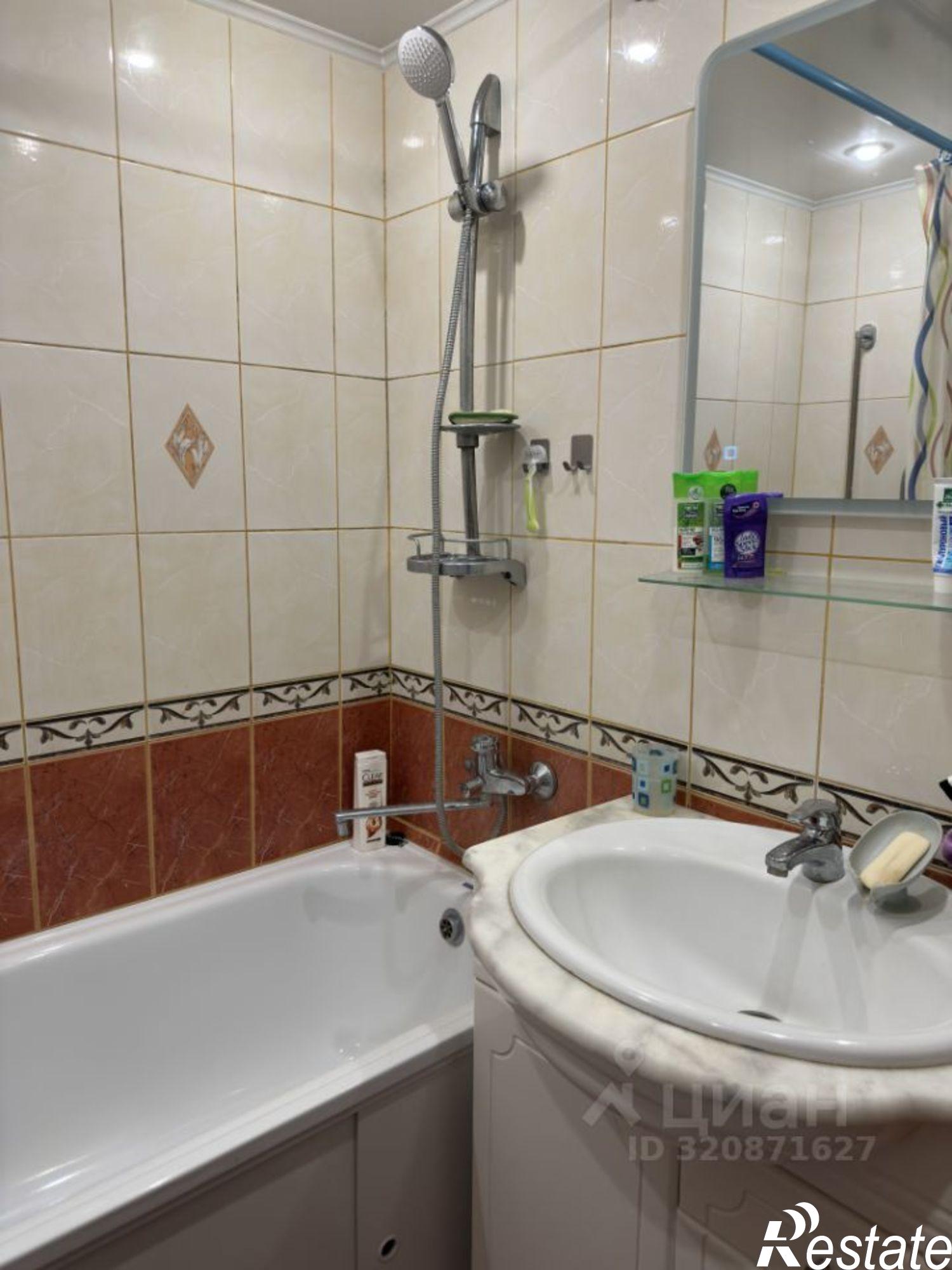 Купить квартиру за 9 300 000 рублей на проезд Сергеева, 12