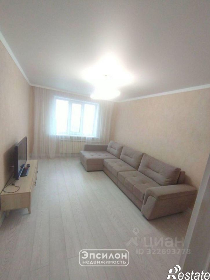 3-комн квартира проспект Победы, 4,  д. 4