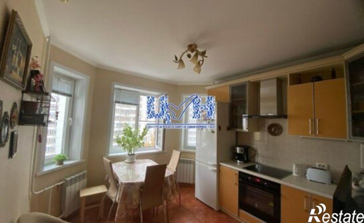 2-комн квартира пр-кт Победы, 42,  д. 42