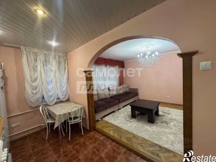 4-комн квартира Институтская улица, 46,  д. 46