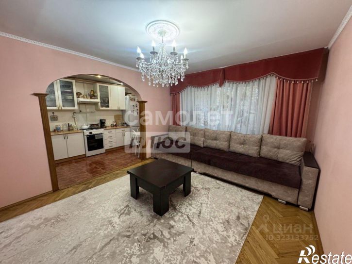 4-комн квартира Институтская улица, 46,  д. 46