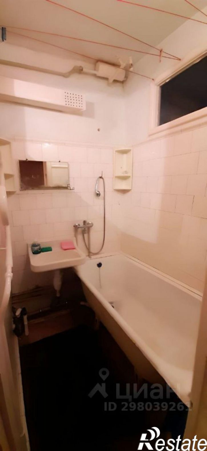 3-комн квартира ул 50 лет Октября, 13,  д. 13