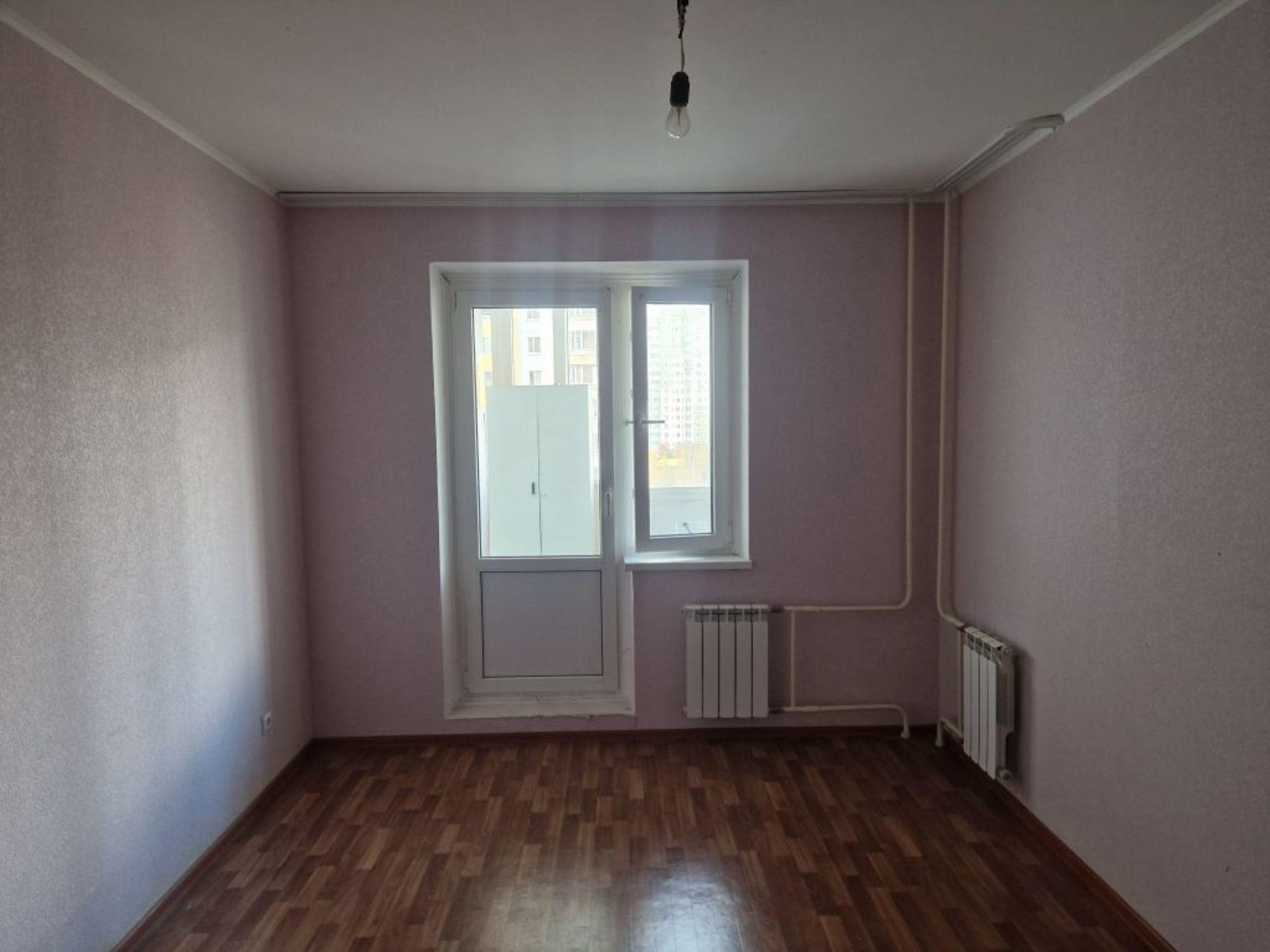 Купить квартиру за 7 150 000 рублей на Домостроителей ул., 5