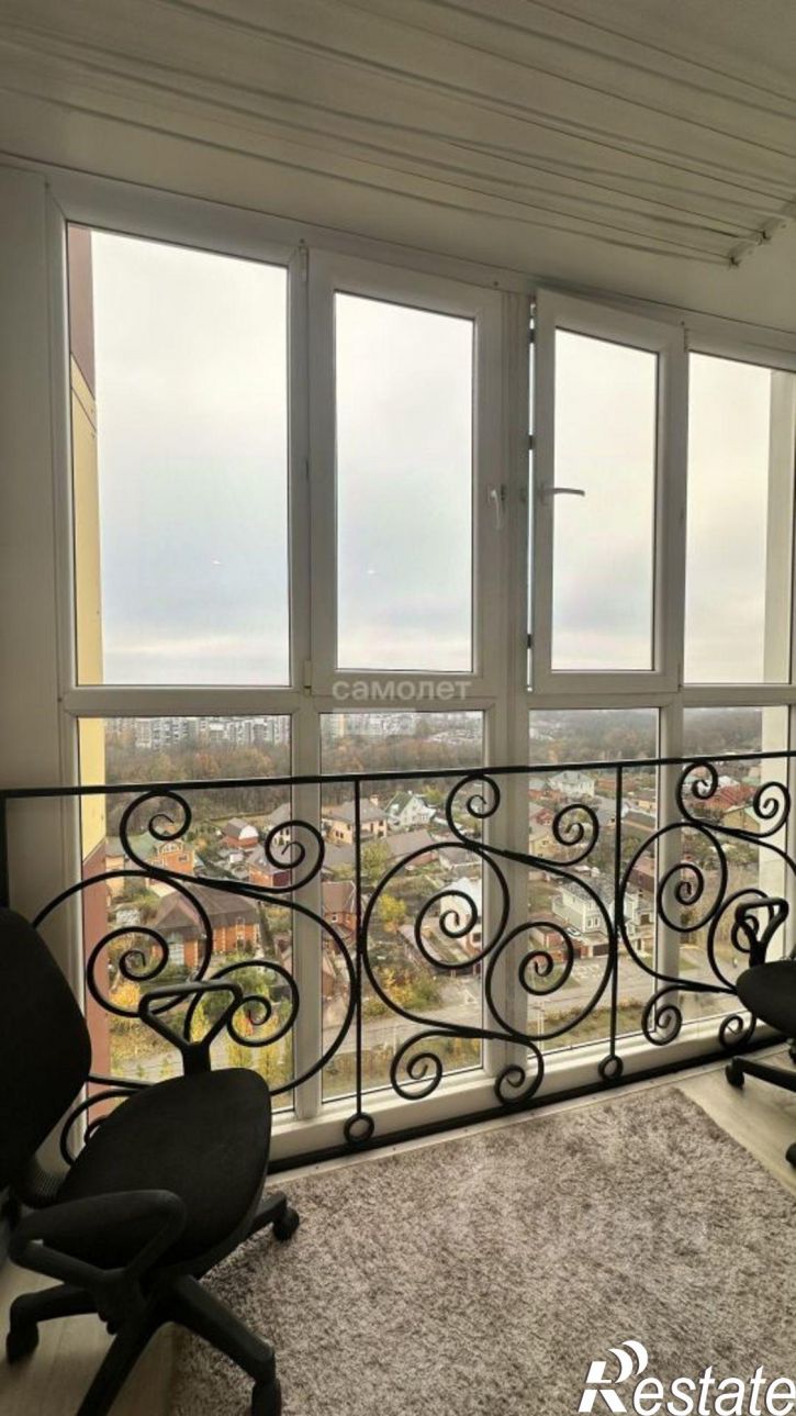 1-комн квартира пр-кт Дружбы, 19В,  д. 19В