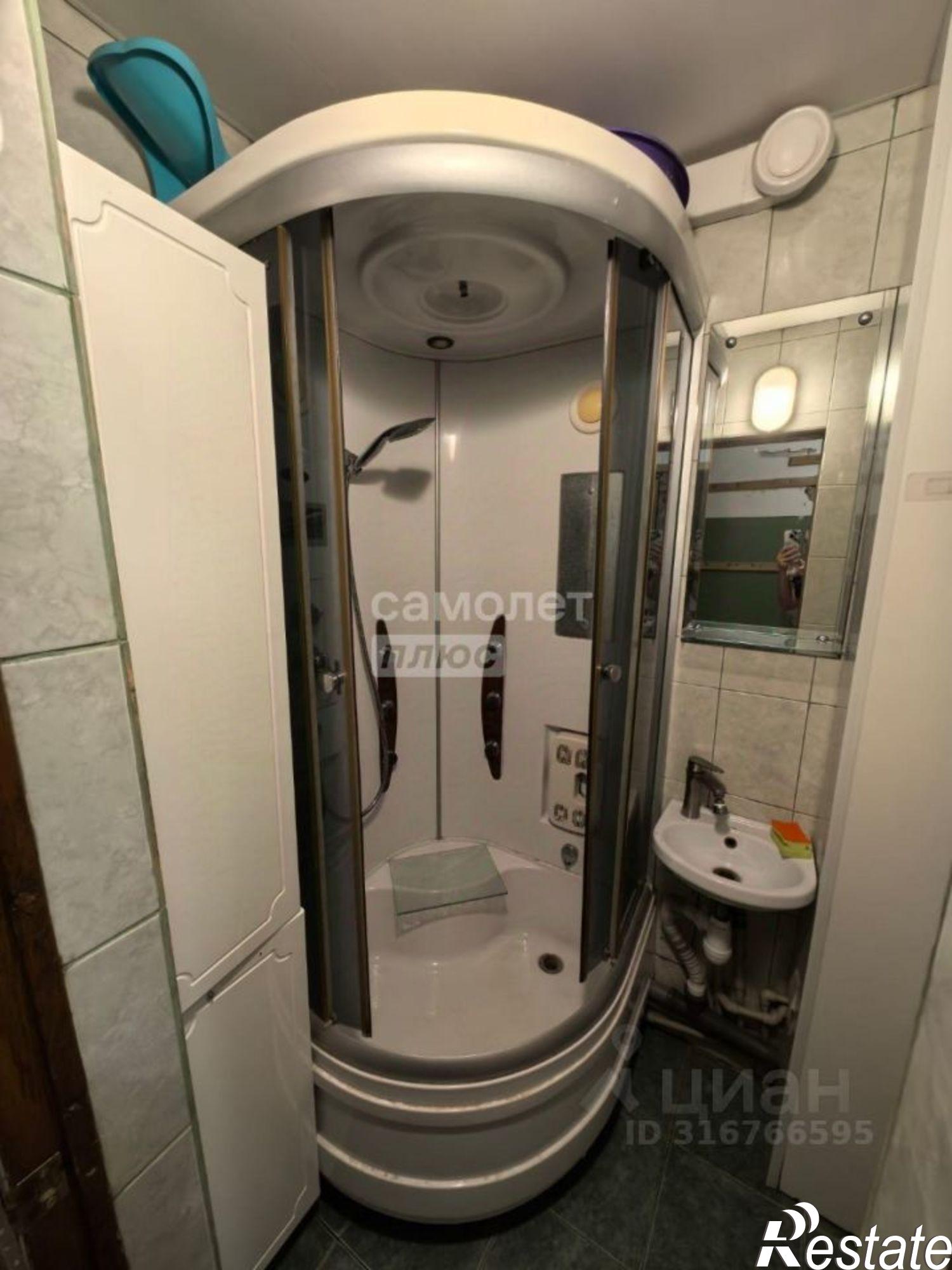 Купить квартиру за 3 300 000 рублей на Коммунистическая улица, 3