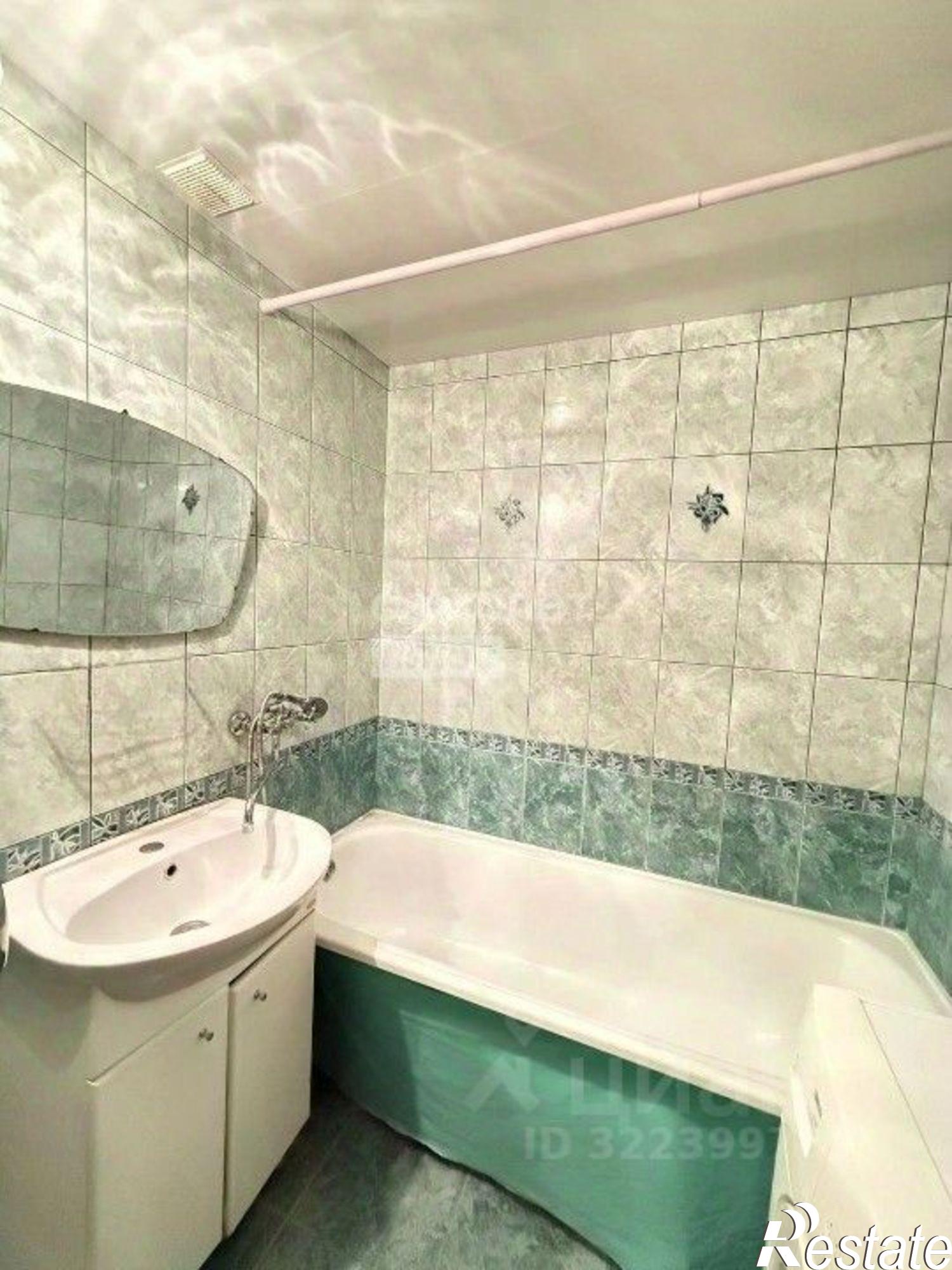 Купить квартиру за 5 690 000 рублей на Веспремская улица, 3