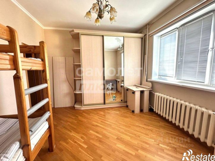 3-комн квартира улица Горького, 50,  д. 50