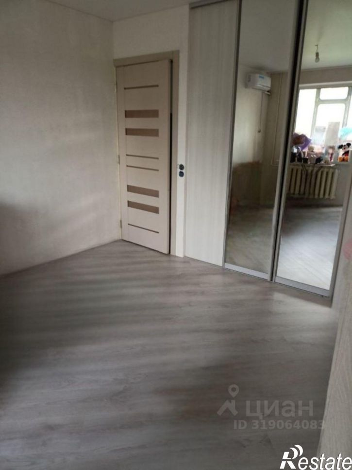 3-комн квартира улица Димитрова, 93,  д. 93