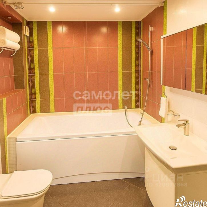 3-комн квартира улица Дзержинского, 4,  д. 4