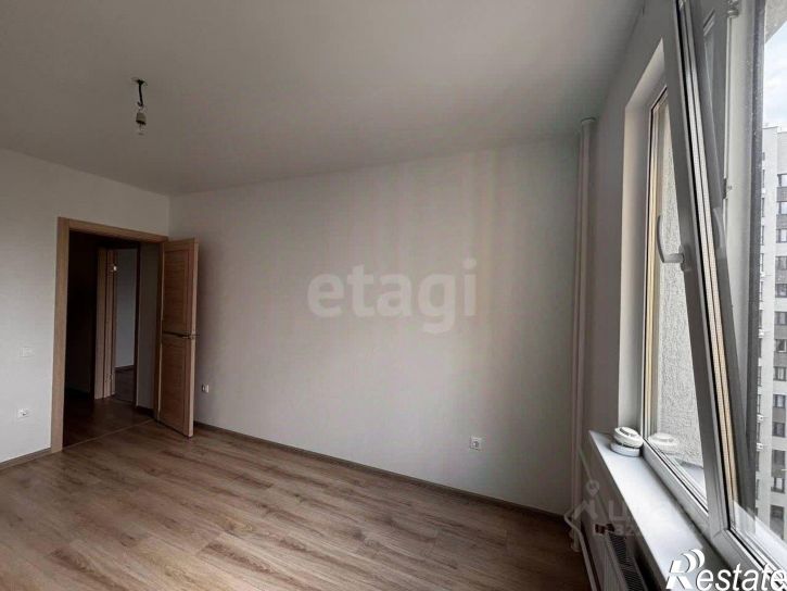 2-комн квартира улица Энгельса (дублёр), 115/5,  д. 115/5