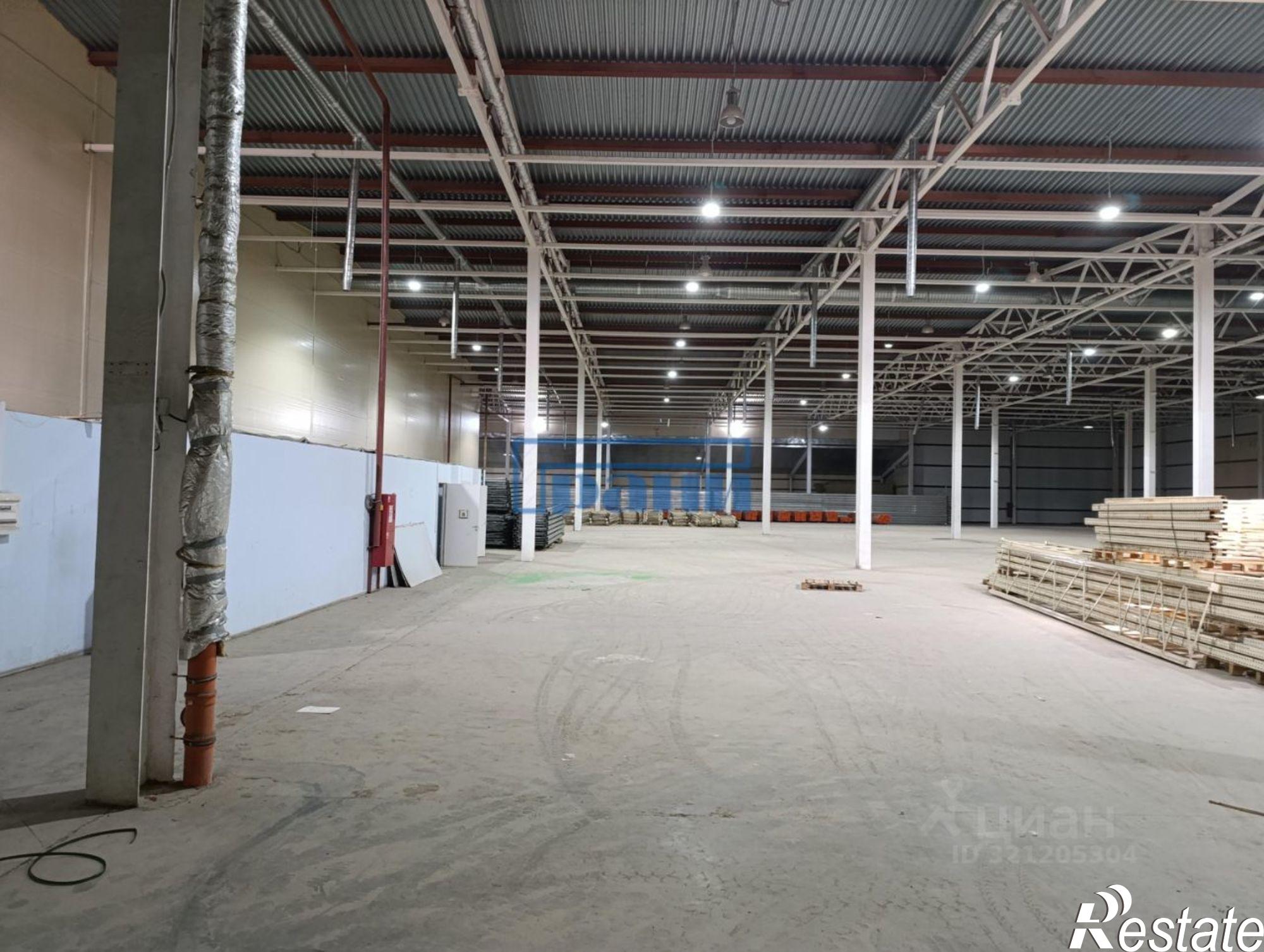 Сдать складское помещение за 385 000 рублей на улица 50 лет Октября, 179