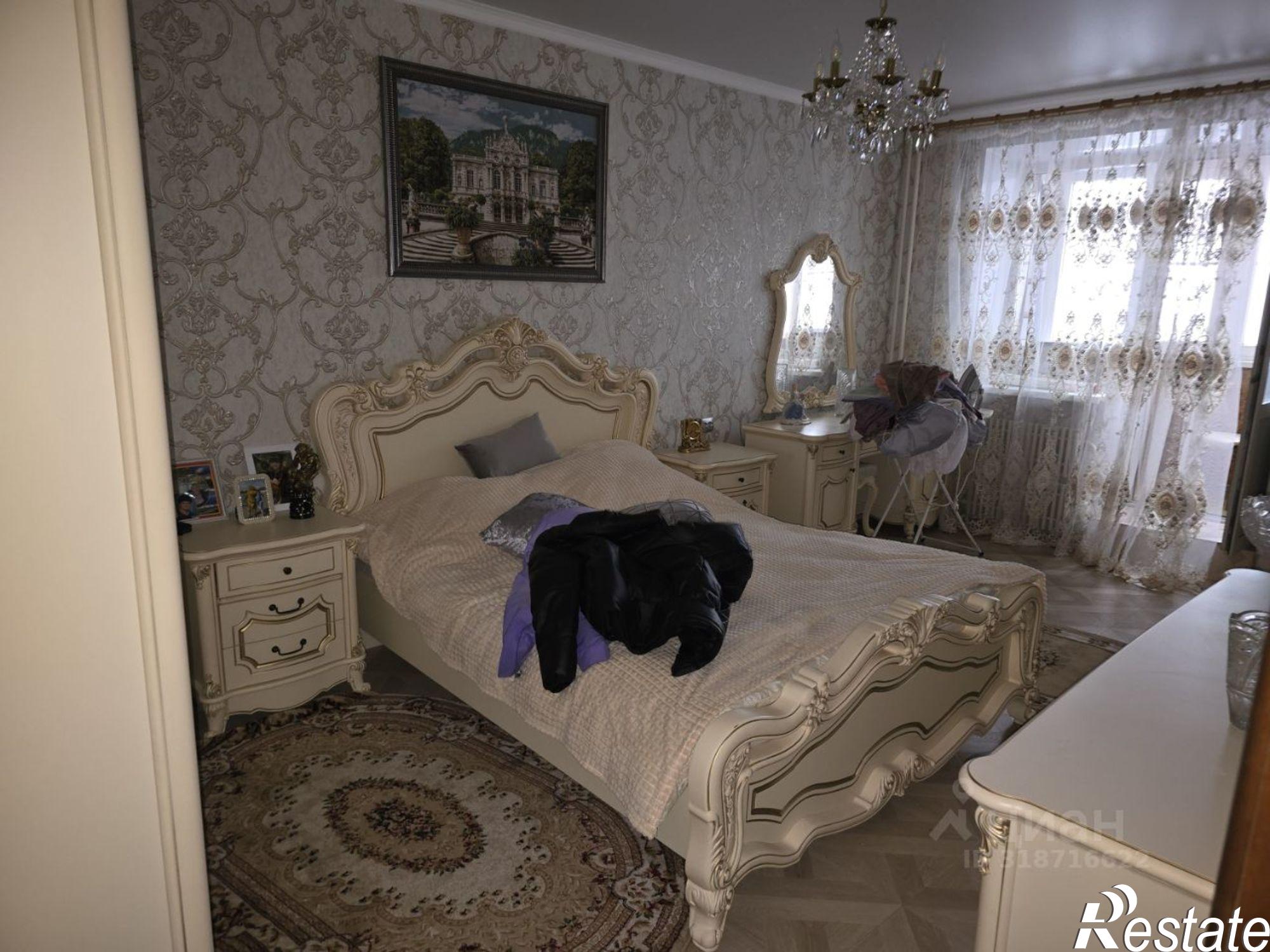 Купить квартиру за 10 100 000 рублей на Орловская улица, 1