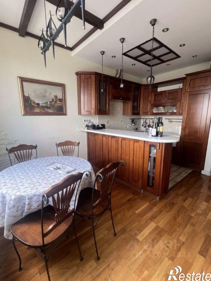 3-комн квартира улица Горького, 70,  д. 70