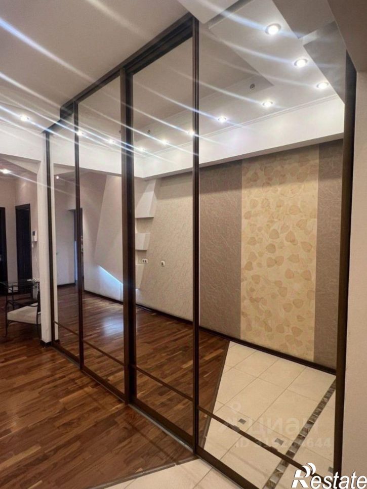 3-комн квартира улица Горького, 70,  д. 70