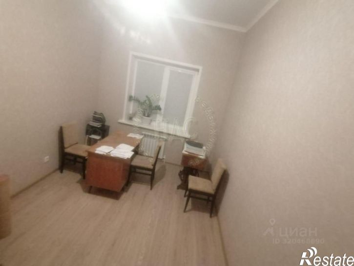 4-комн квартира Семёновская улица, 44,  д. 44