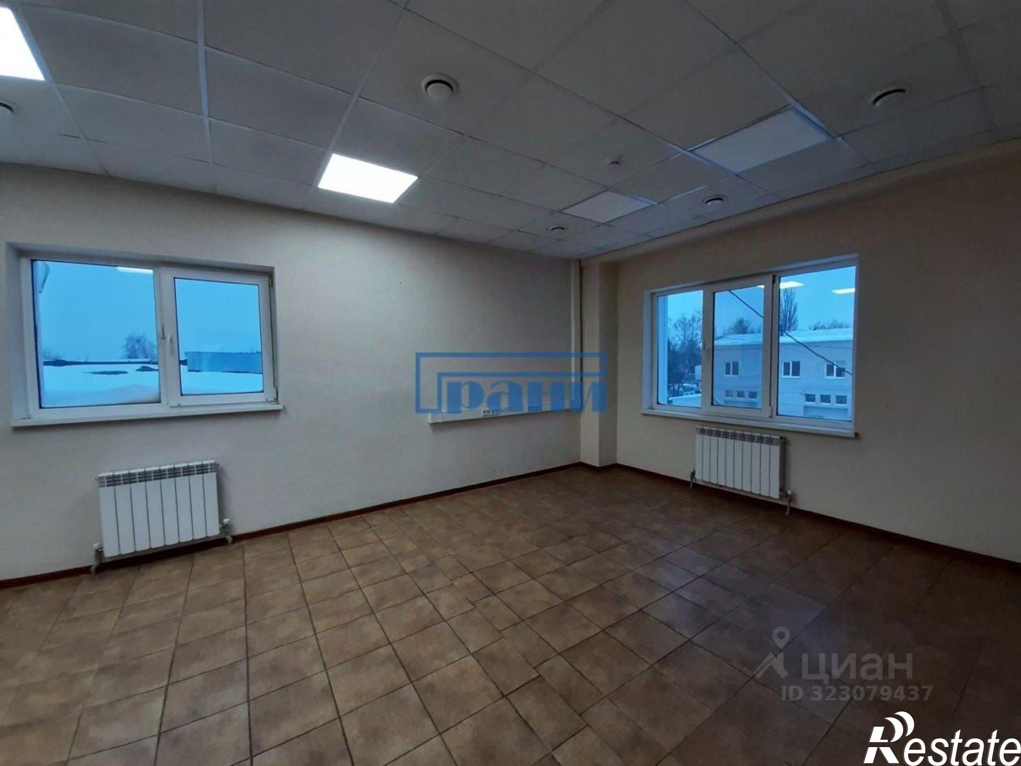 Сдать офис, помещение под офис за 11 667 рублей на улица 50 лет Октября, 116Г