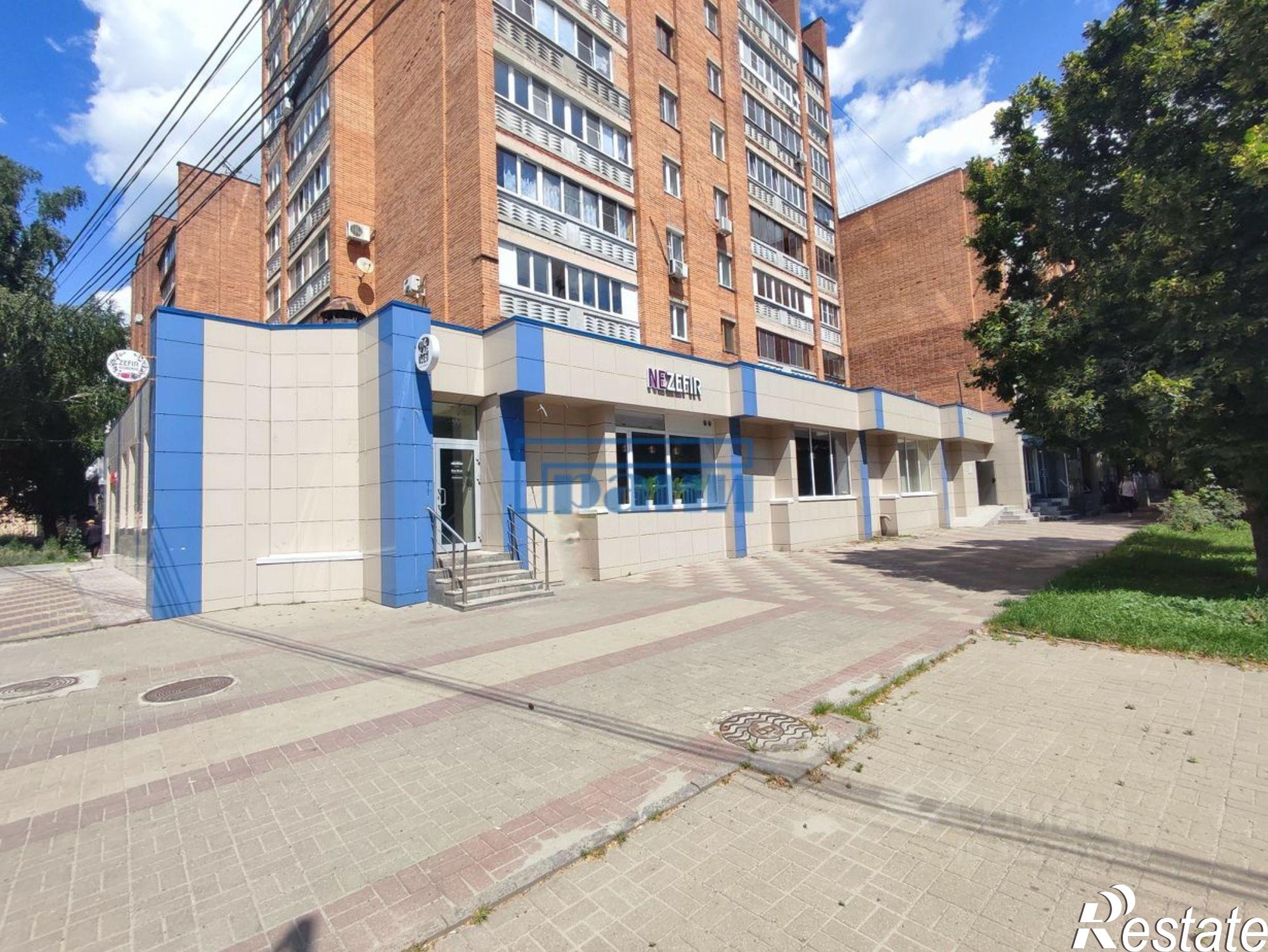 Сдать торговое помещение за 100 000 рублей на ул Радищева, 87/7