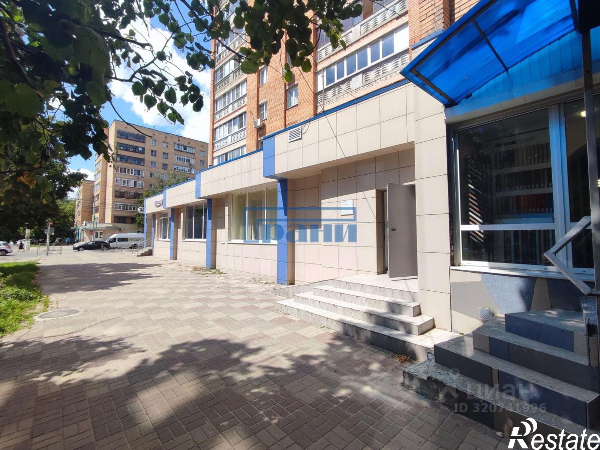 Сдать торговое помещение за 100 000 рублей на ул Радищева, 87/7