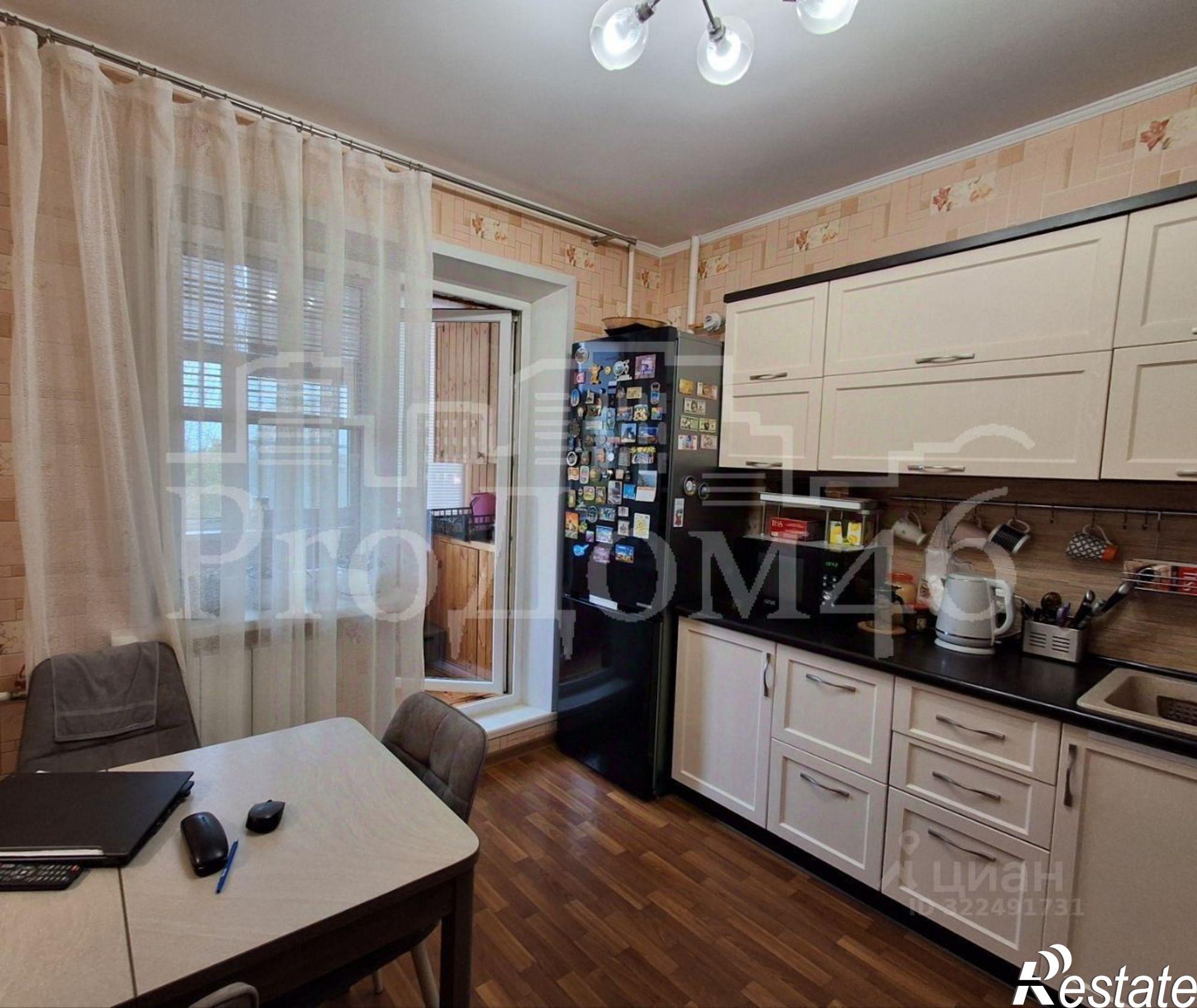 Купить комнату за 10 900 000 рублей на проспект Победы, 18