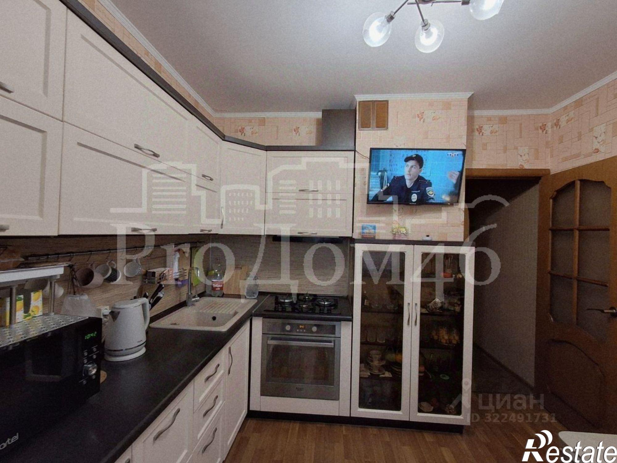 Купить комнату за 10 900 000 рублей на проспект Победы, 18