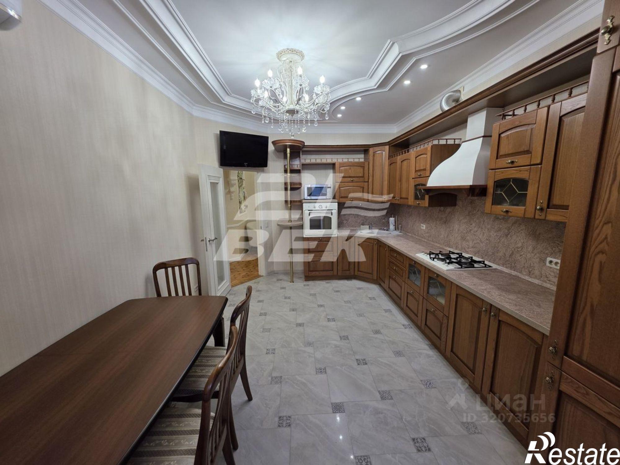 Купить квартиру за 16 500 000 рублей на улица Челюскинцев, 15