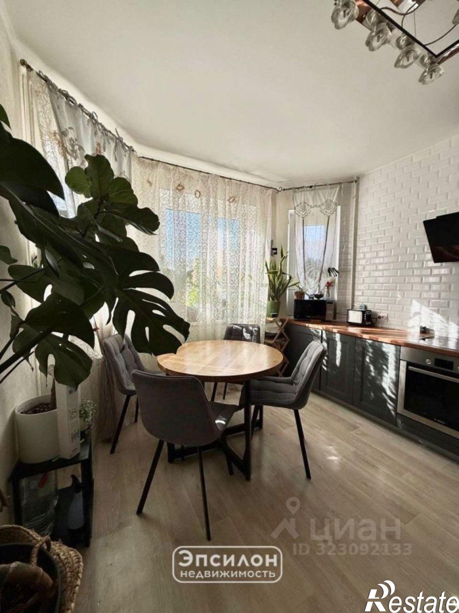 Купить квартиру за 8 100 000 рублей на улица Домостроителей, 4