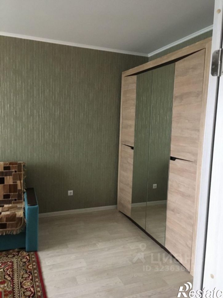 2-комн квартира улица Вадима Кирпиченко, 2,  д. 2