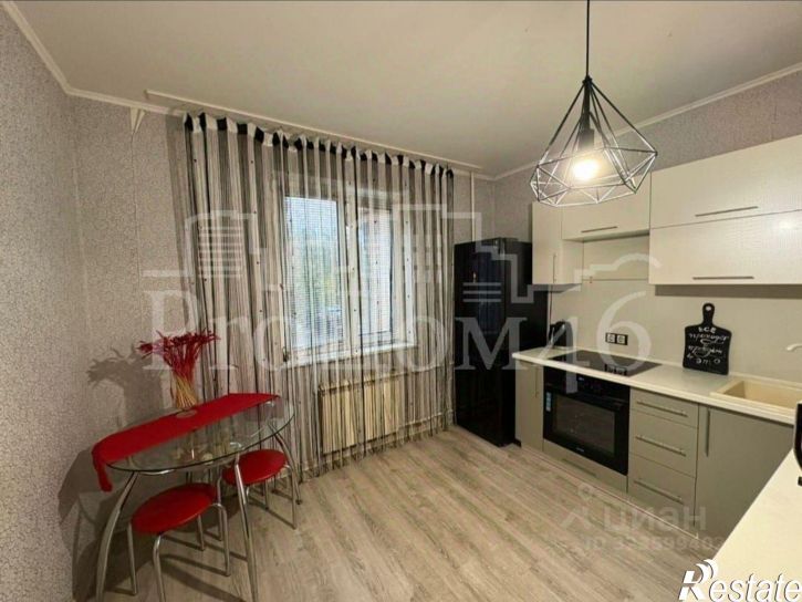 3-комн квартира проспект Вячеслава Клыкова, 10,  д. 10