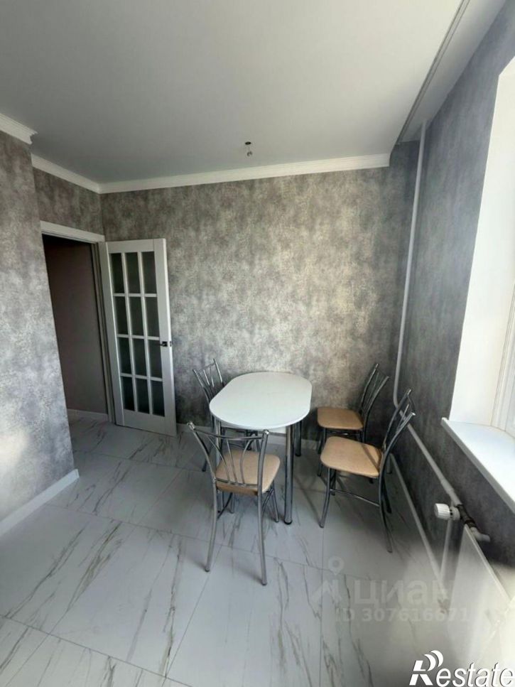 3-комн квартира улица Евгения Клевцова, 6,  д. 6