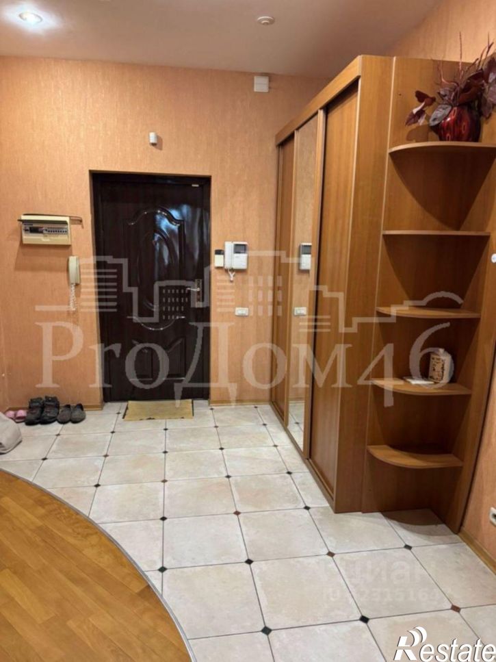 4-комн квартира улица Карла Маркса, 72/15,  д. 72/15