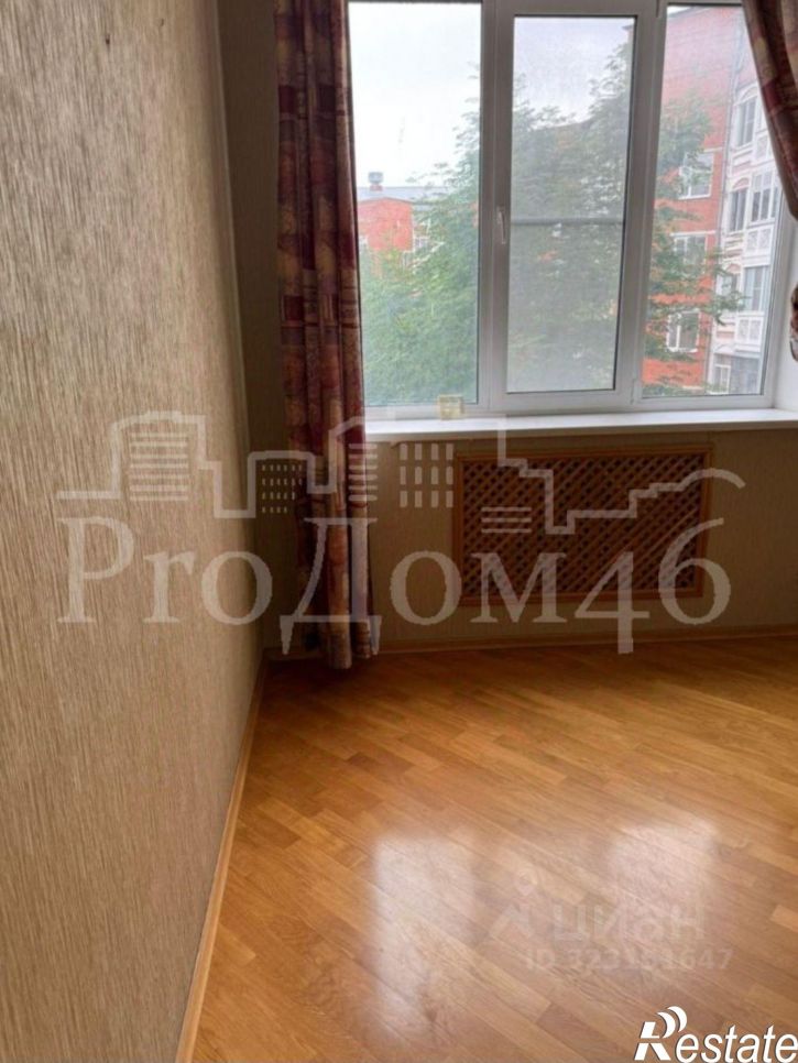 4-комн квартира улица Карла Маркса, 72/15,  д. 72/15