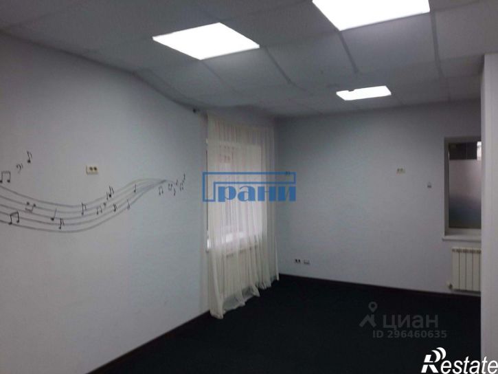 Помещение свободного назначения ул Большевиков, 31,  д. 31