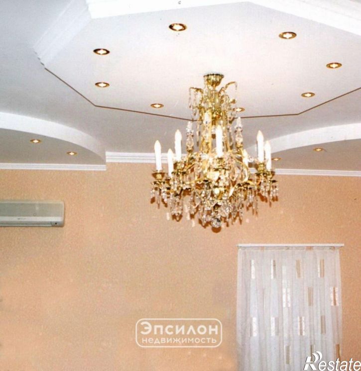 4-комн квартира ул Белинского, 3,  д. 3