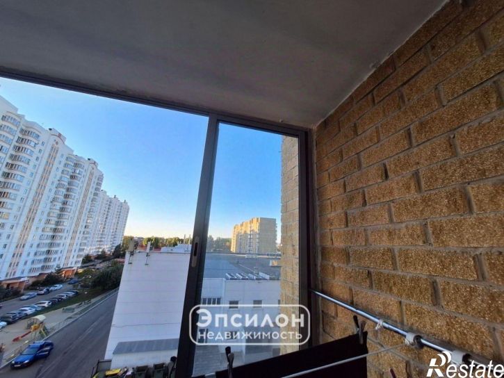 2-комн квартира проспект Победы, 44,  д. 44