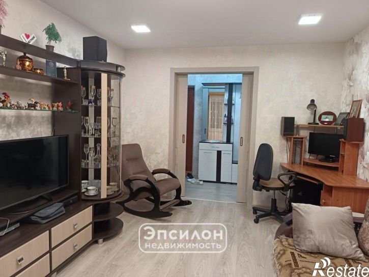 2-комн квартира улица Парижской Коммуны, 71,  д. 71