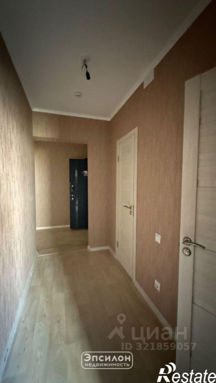 3-комн квартира улица Евгения Клевцова, 24,  д. 24