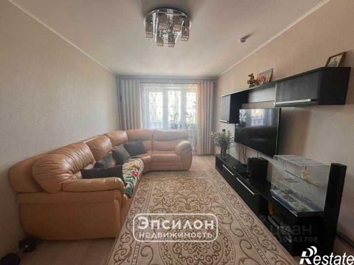 3-комн квартира улица Домостроителей, 8,  д. 8