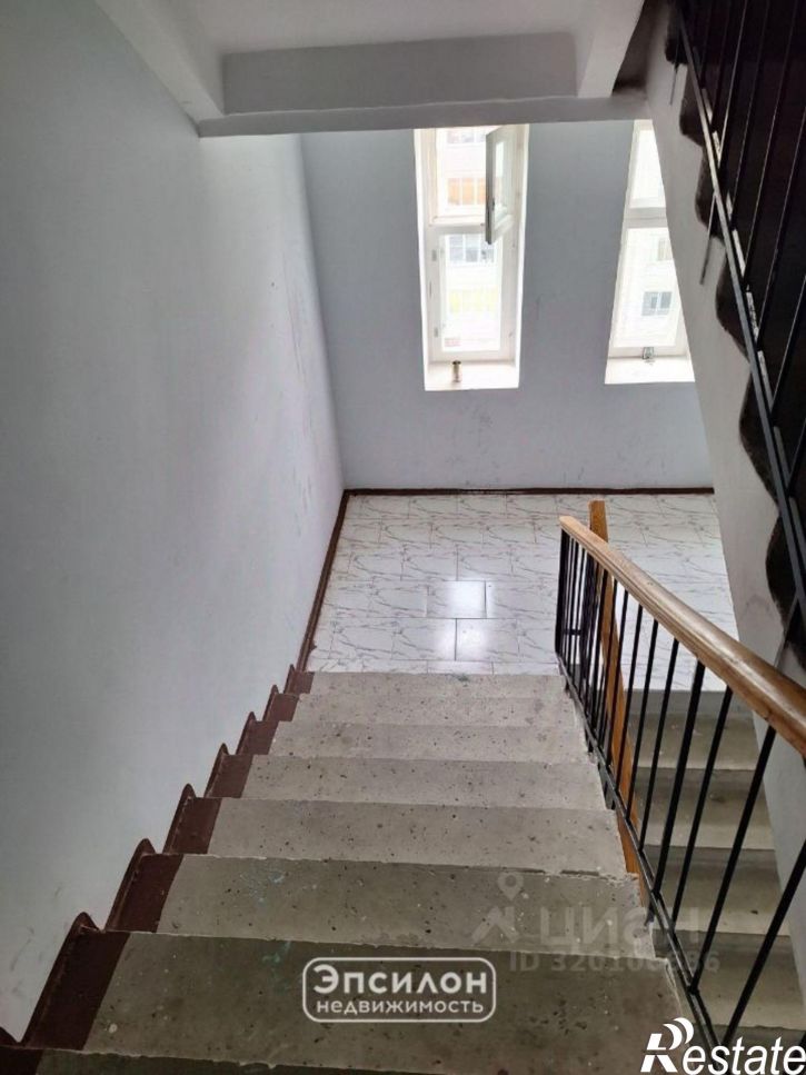 1-комн квартира улица Парижской Коммуны, 42,  д. 42