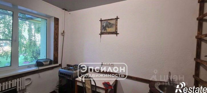 4-комн квартира пр-кт Дружбы, 12,  д. 12