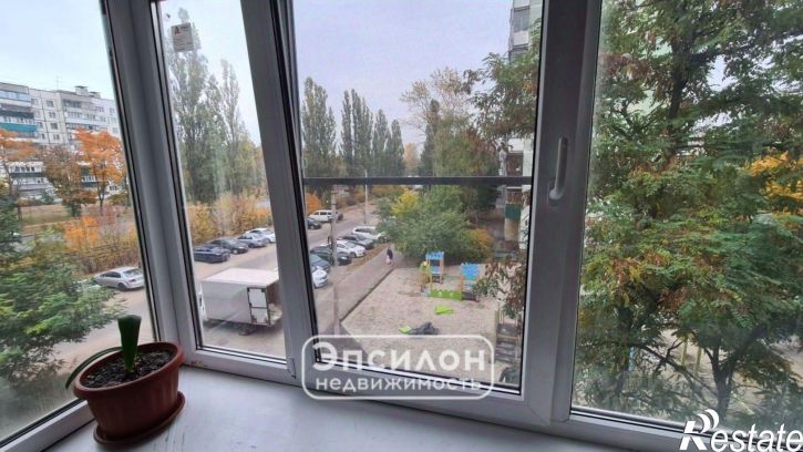 3-комн квартира пр-кт Ленинского Комсомола, 58,  д. 58