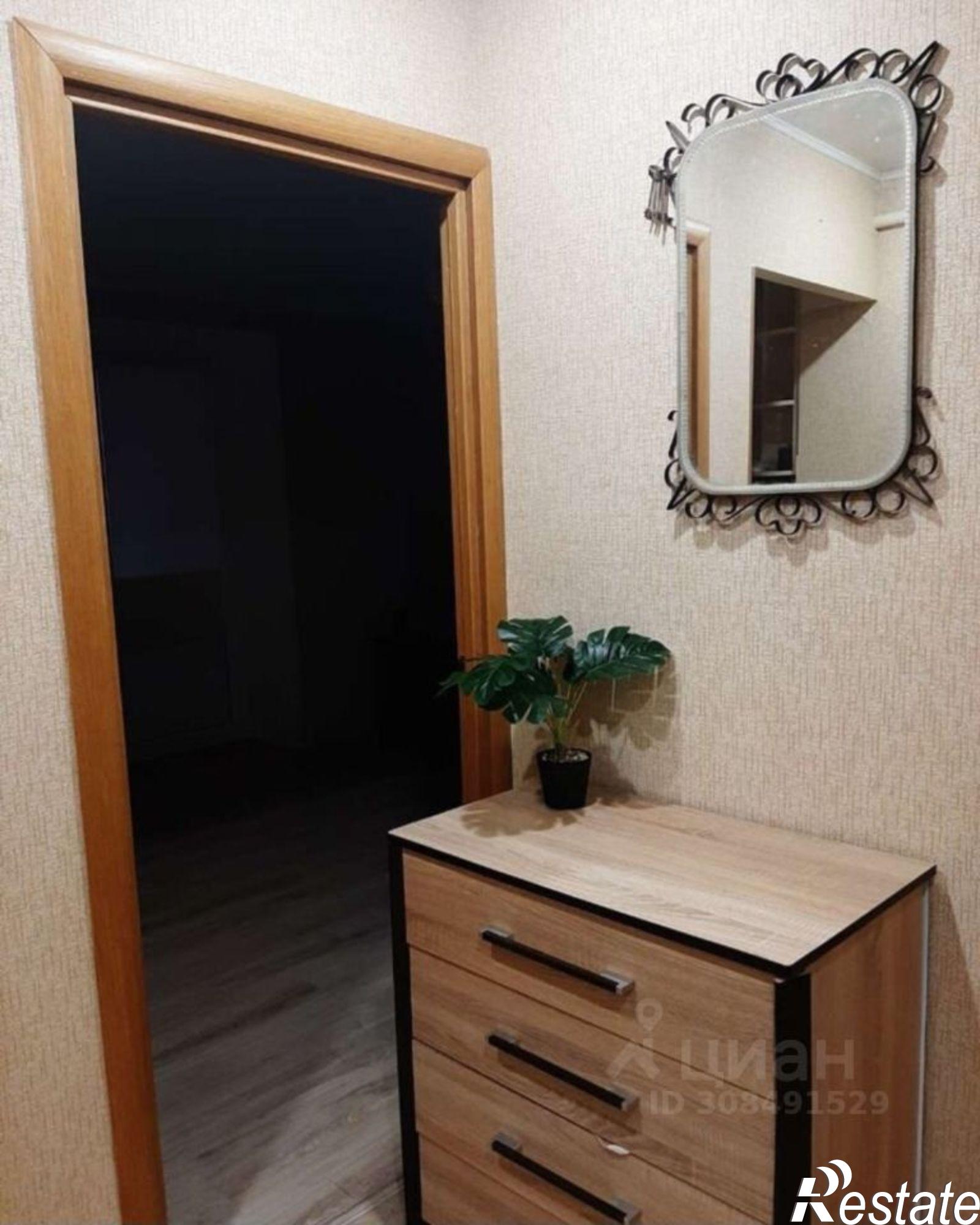 Сдать квартиру за 30 000 рублей на ул Серегина, 14