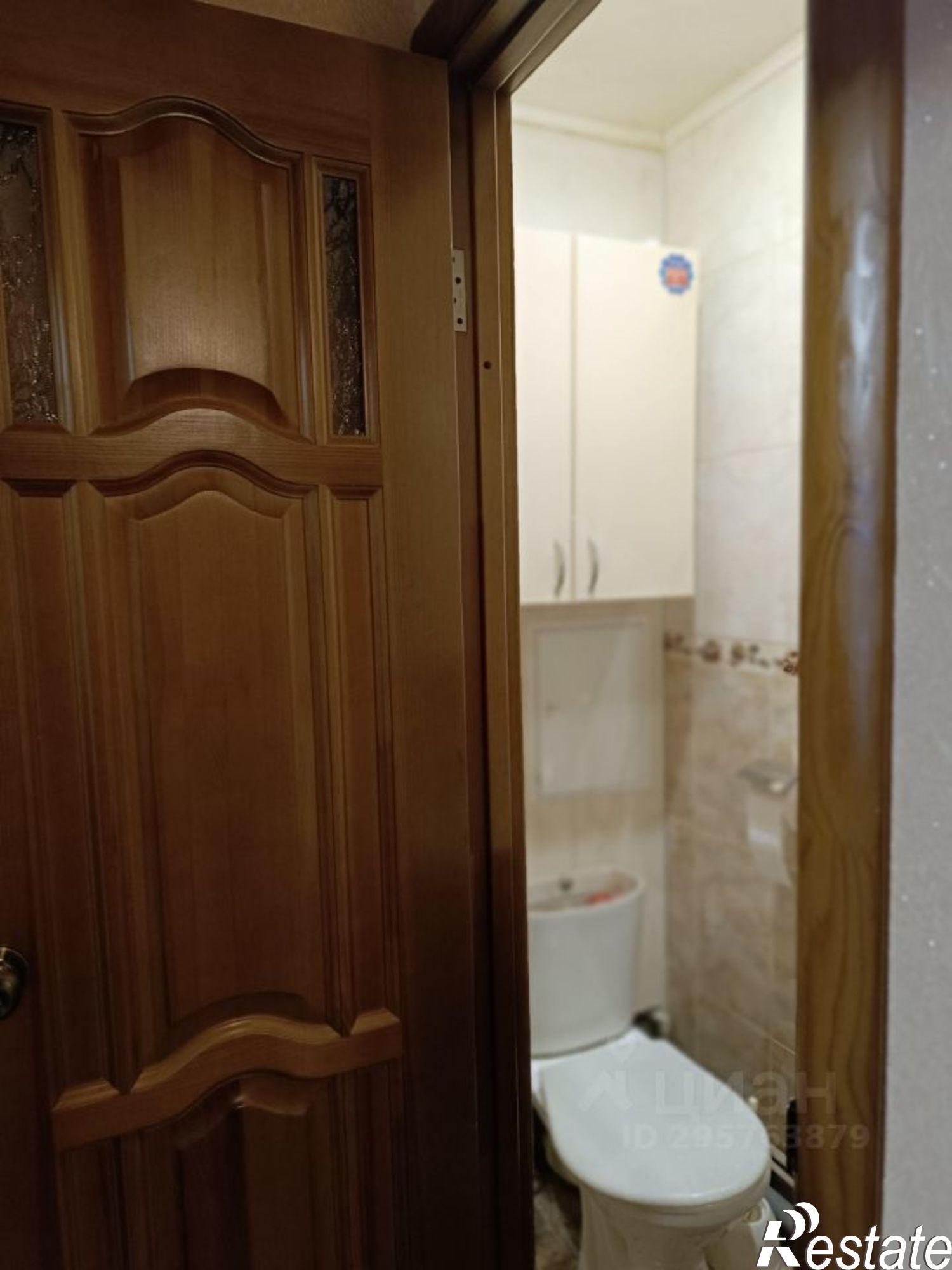 Сдать комнату за 10 000 рублей на Хуторская улица, 16