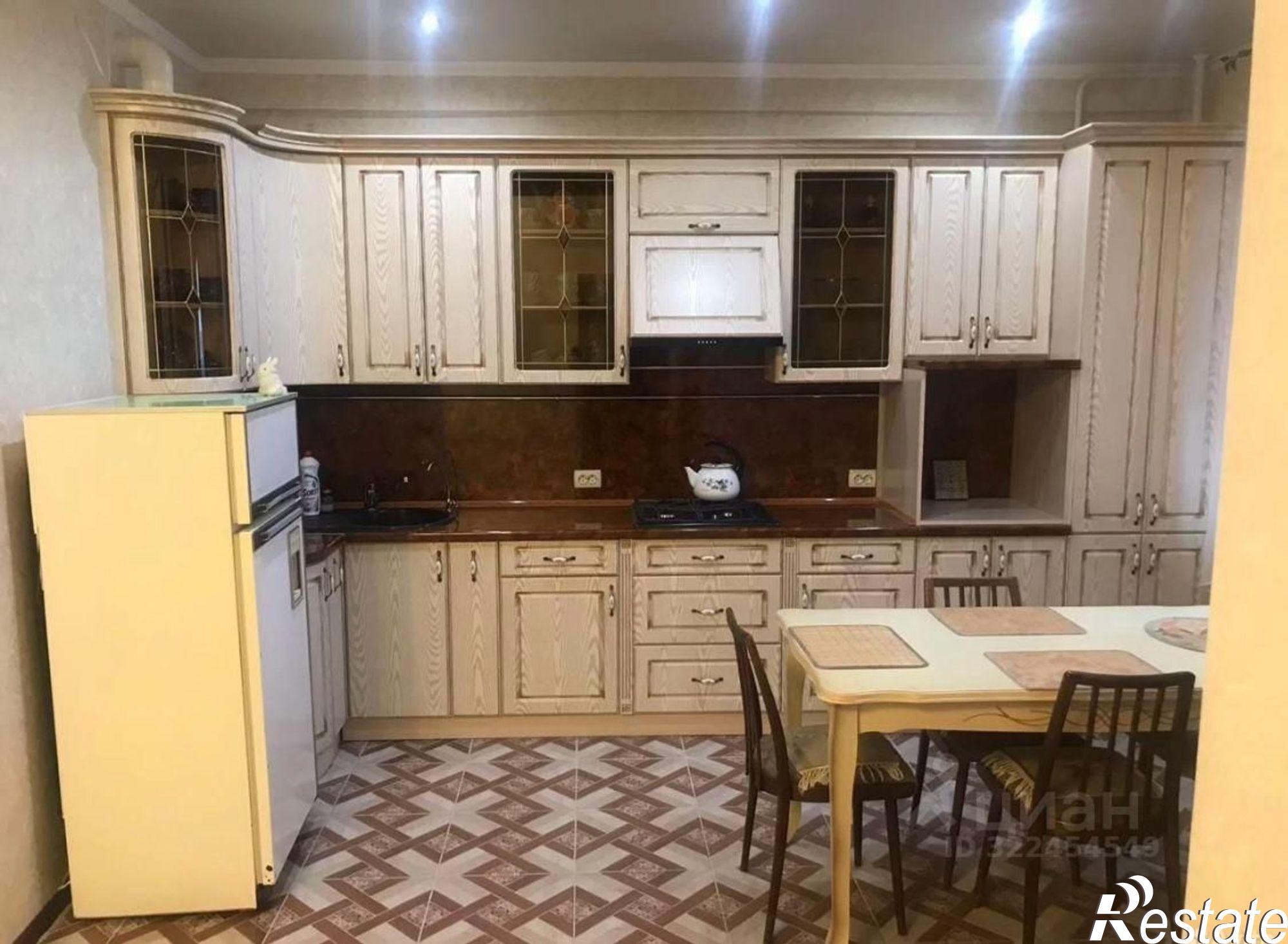 Сдать квартиру за 45 000 рублей на ул Челюскинцев, 17