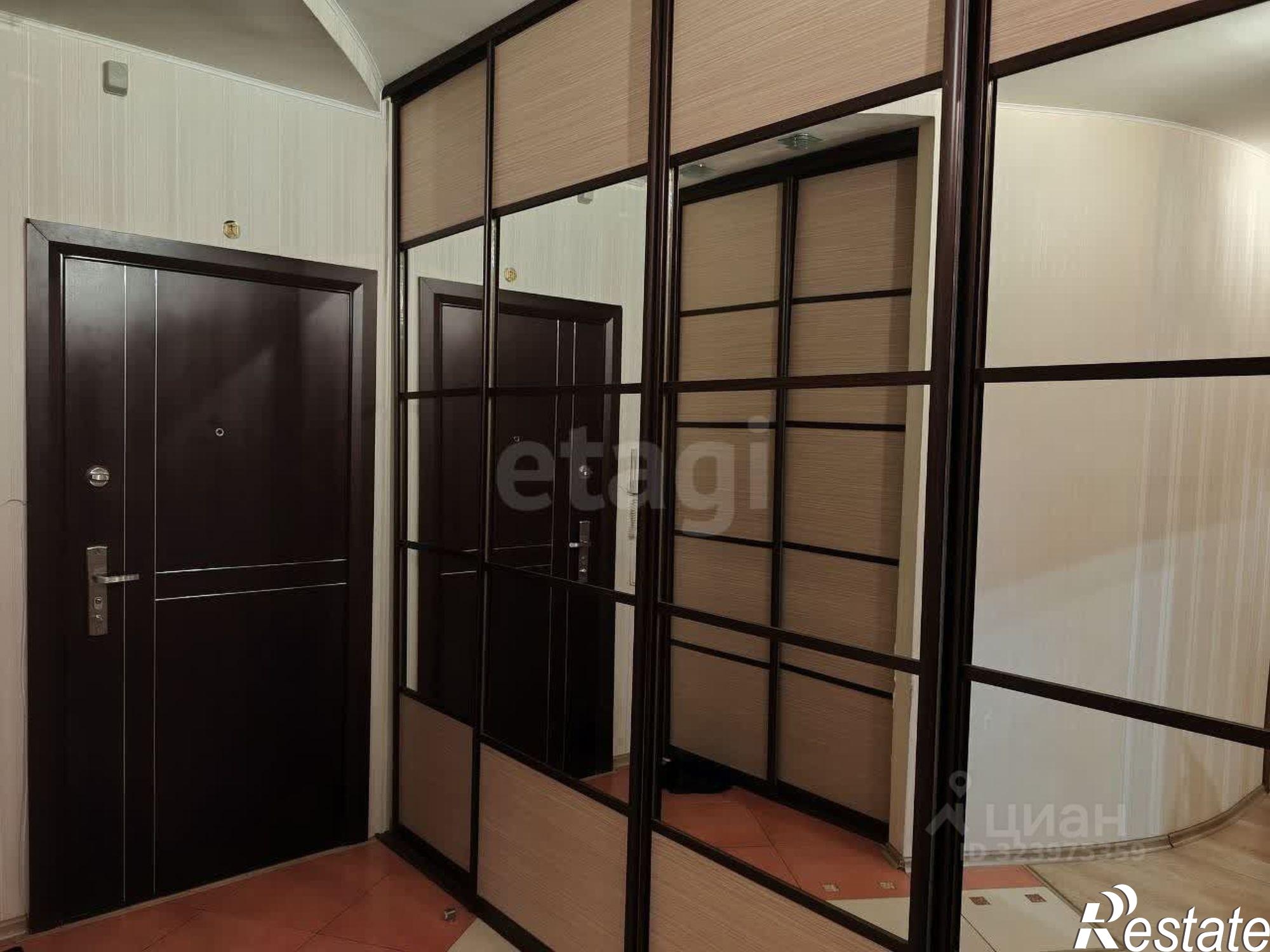 Купить квартиру за 10 000 000 рублей на проспект Победы, 22