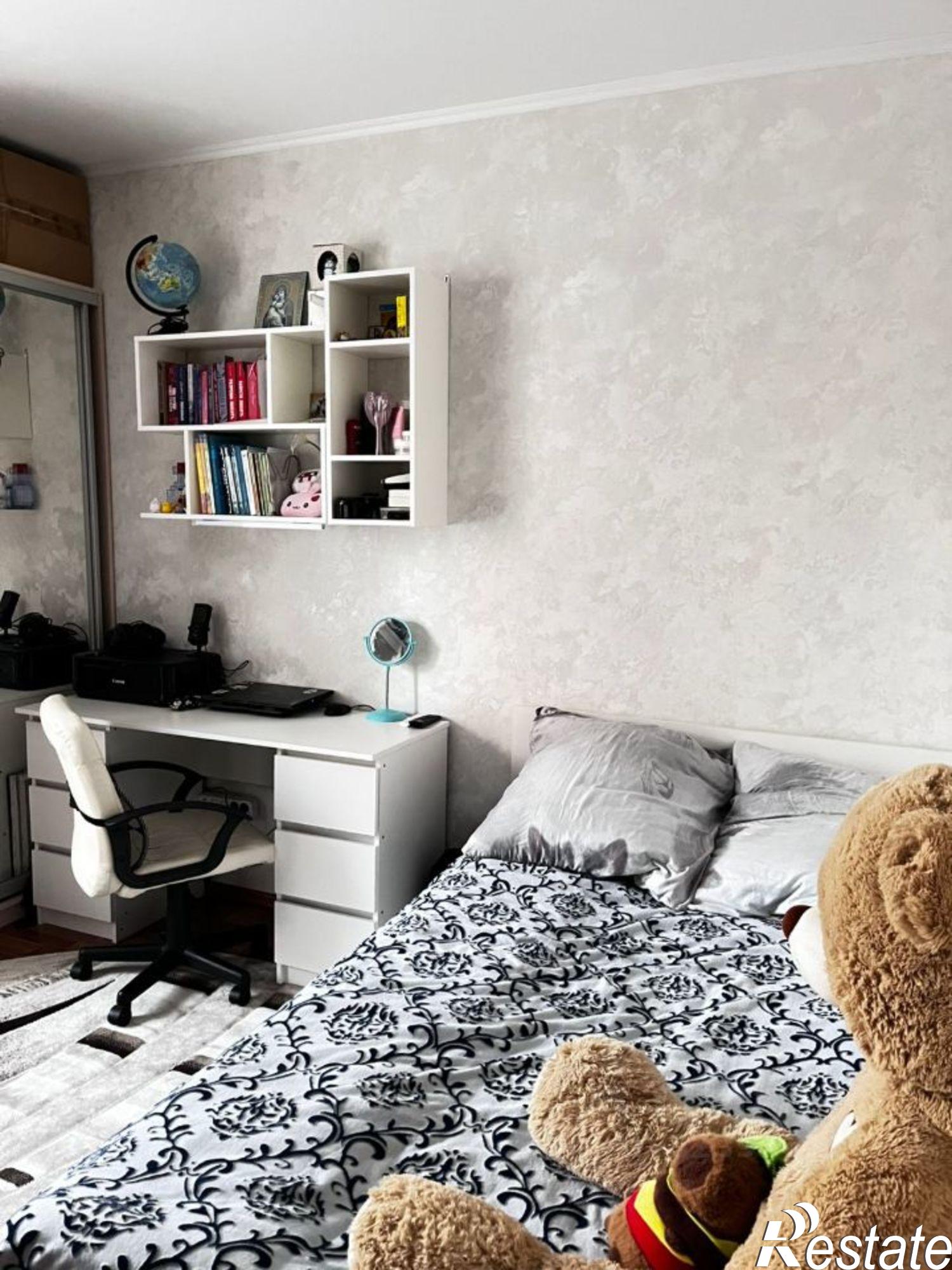 Купить квартиру за 8 200 000 рублей на проспект А.Ф. Дериглазова, 77