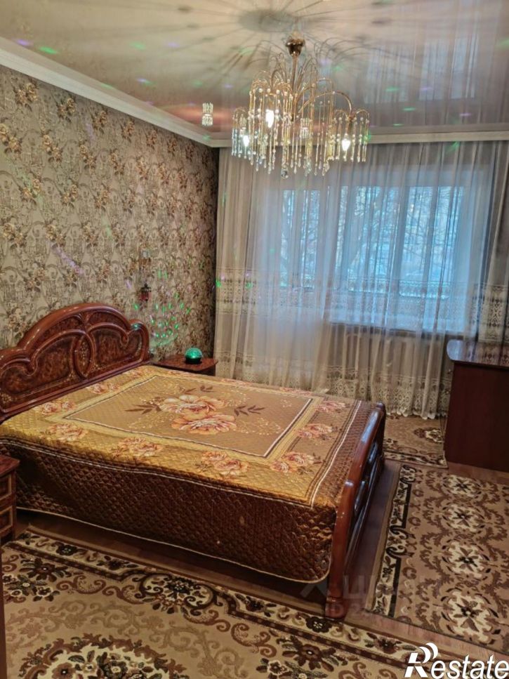 4-комн квартира Студенческая улица, 18,  д. 18