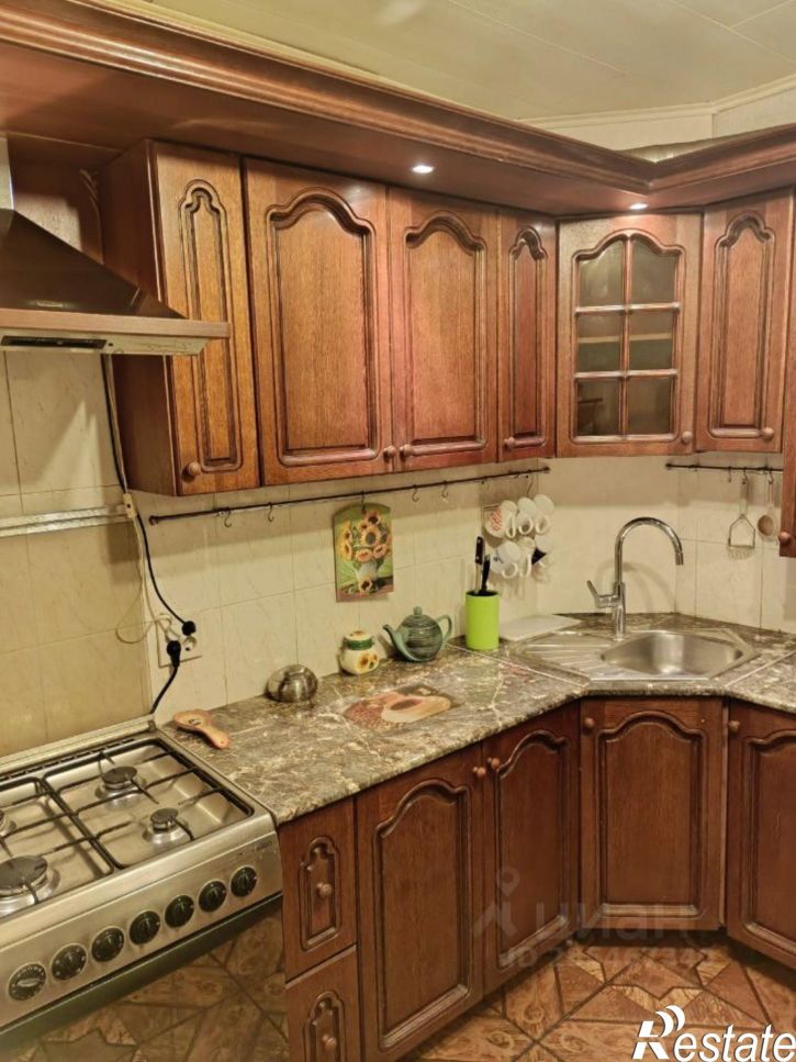 4-комн квартира Студенческая улица, 18,  д. 18