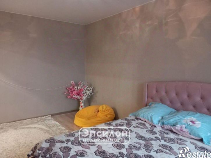 4-комн квартира улица Воробьёва, 25,  д. 25