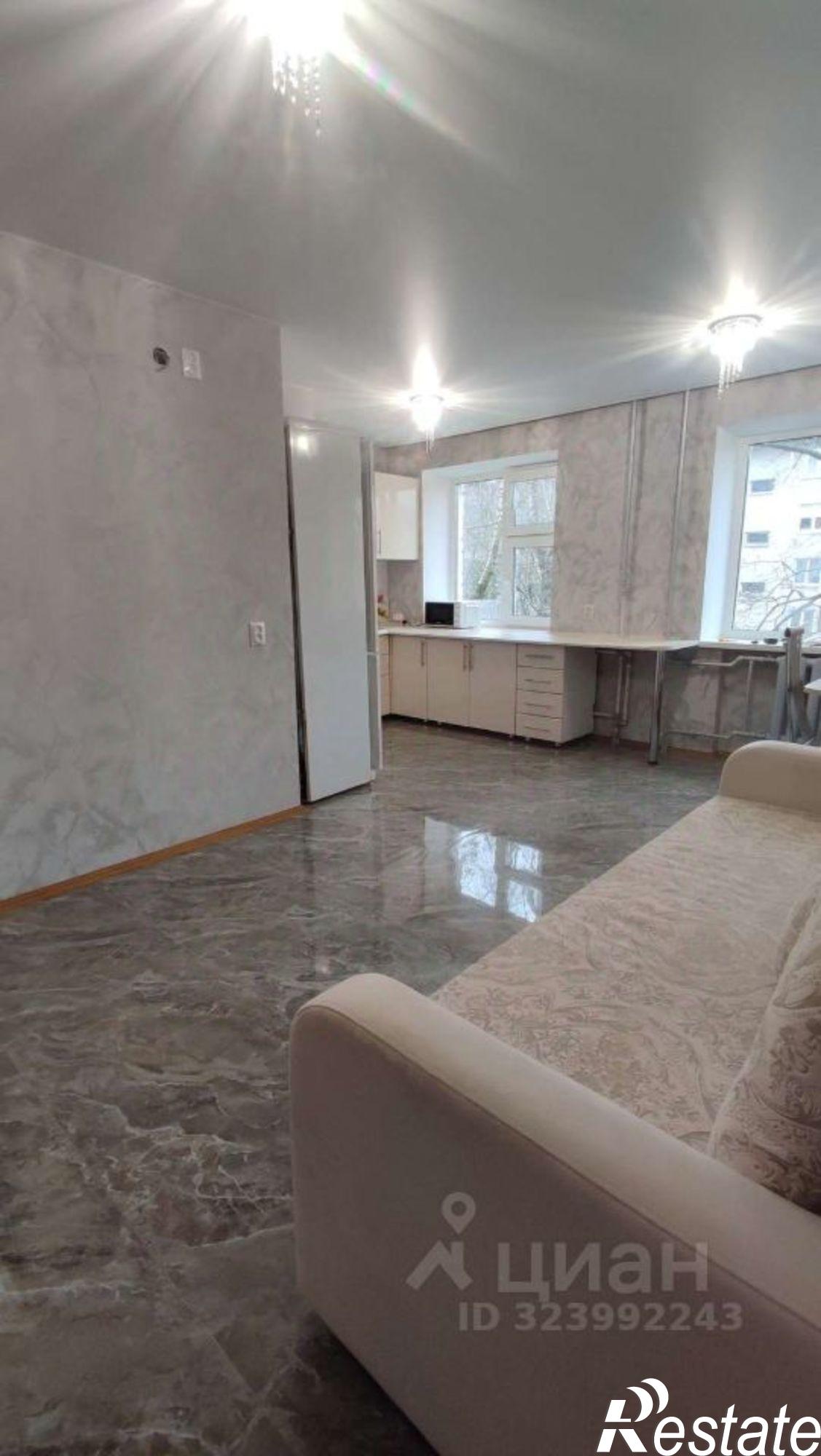 Сдать квартиру за 35 000 рублей на улица Радищева, 106